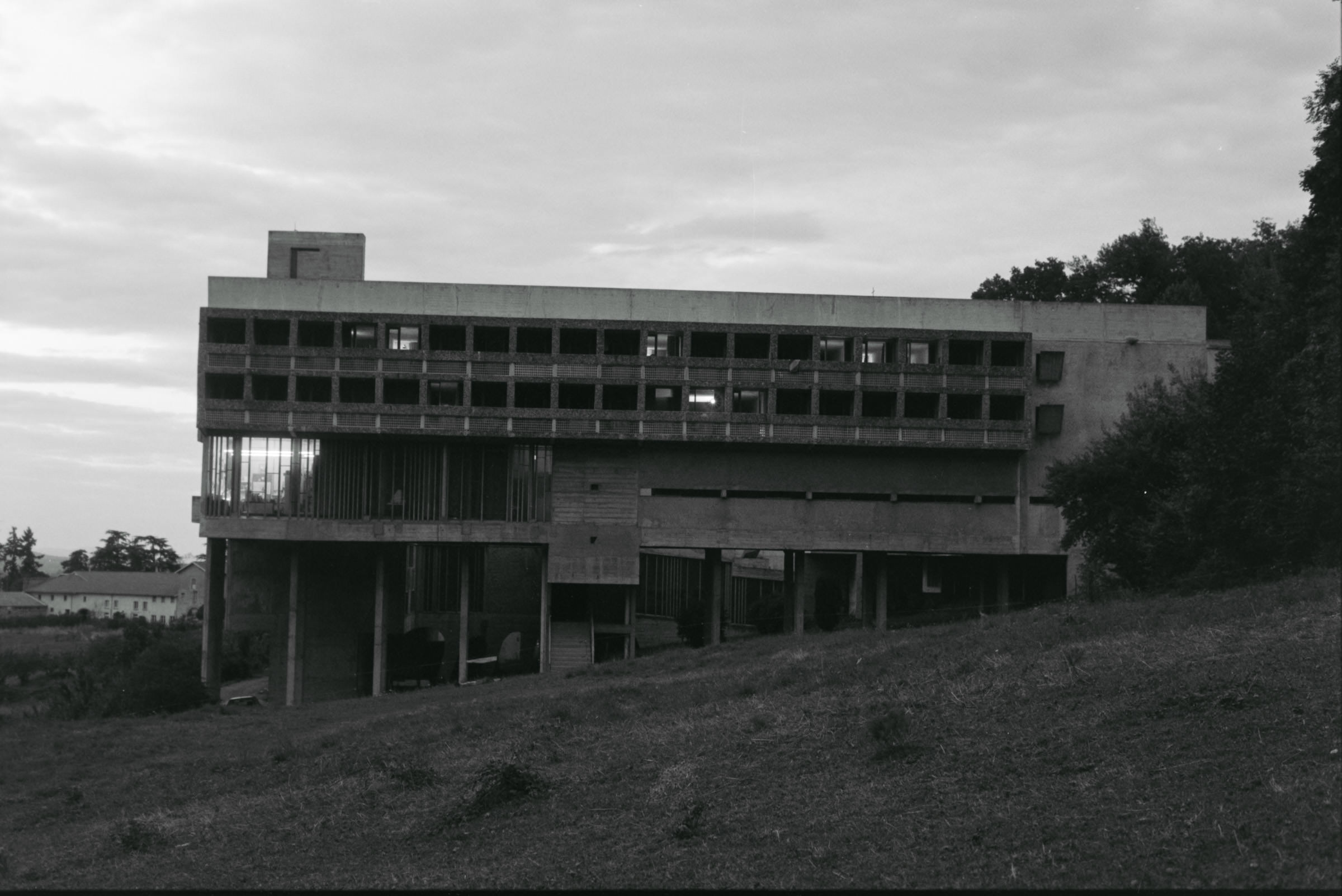 AHP F1993 08 002 sc240823 img09 NLP